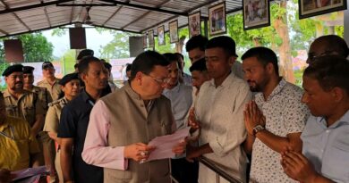 मुख्यमंत्री धामी ने बनबसा के सनिया नाले की तत्काल सफाई करने के दिए निर्देश 