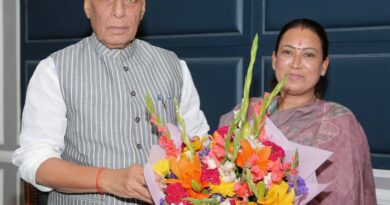 कैबिनेट मंत्री रेखा आर्या ने केंद्रीय रक्षा मंत्री राजनाथ सिंह से मुलाकात कर ऑपरेशन सिंदूर की सफलता पर दी बधाई