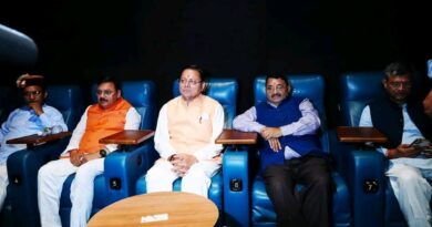 मुख्यमंत्री धामी ने मॉल ऑफ देहरादून में देखी ‘द केरला स्टोरी 2’ फिल्म, बोले-समाज में विश्वास और सुरक्षा जरूरी