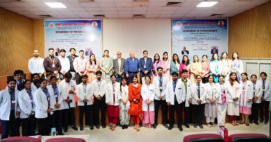 श्री गुरु राम राय विश्वविद्यालय में फिजियोथेरेपी के क्षेत्र में अवसरों को लेकर इंटर्न्स को मिला मार्गदर्शन, छात्र-छात्राओं ने जाना कैंसे करें सही स्ट्रीम का चुनाव