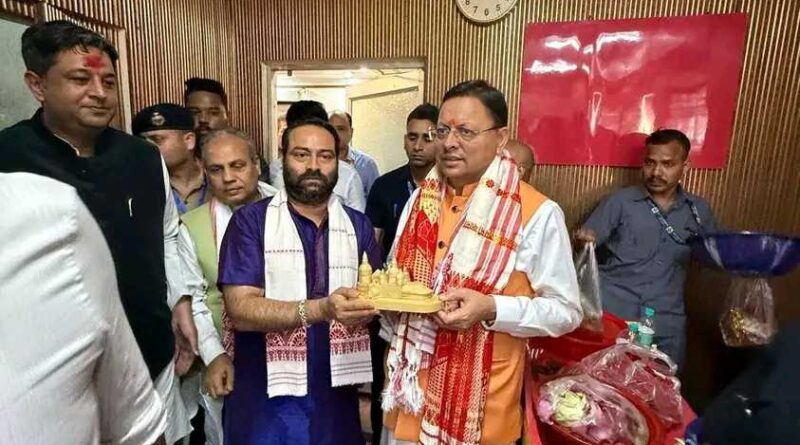 मुख्यमंत्री धामी ने कामाख्या देवी मंदिर में की विधिवत पूजा-अर्चना, प्रदेशवासियों के सुख, समृद्धि की करी कामना 