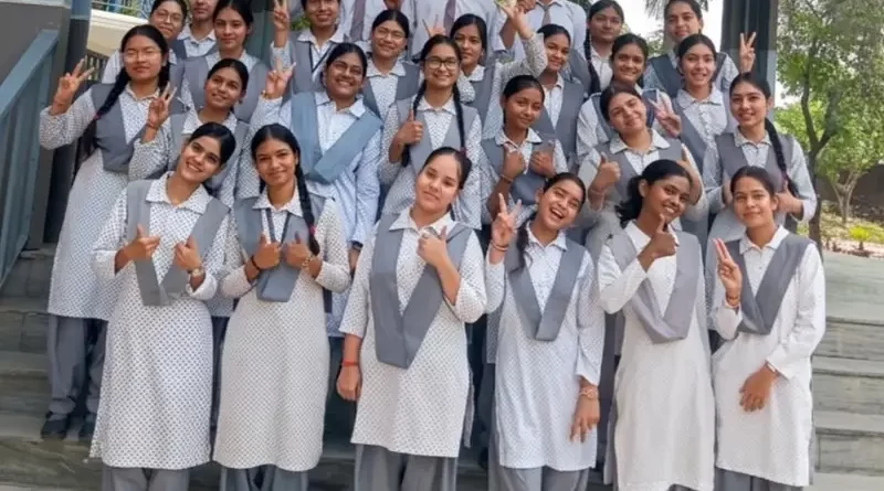 एसजीआरआर एजुकेशन मिशन के छात्रों का शानदार प्रदर्शन, सीबीएसई कक्षा 12 में 100% सफलता