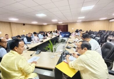 शिक्षा मंत्री डाॅ. धन सिंह रावत ने विद्यालयी शिक्षा विभाग की समीक्षा बैठक में अधिकारियों को दिए सख्त निर्देश
