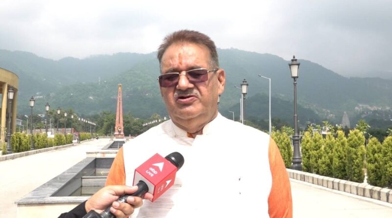 ओलावृष्टि से किसानों की फसलों को हुए नुकसान का शीघ्र आकलन कर रिपोर्ट प्रस्तुत करें- कृषि मंत्री गणेश जोशी