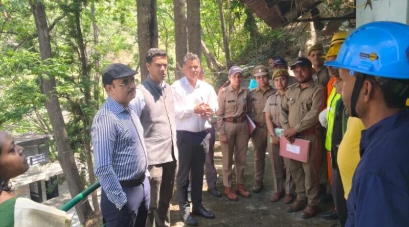 वनाग्नि की घटनाओं ने वन विभाग की बढ़ाई चिंता , अधिकारियों ने क्रू स्टेशनों का किया निरीक्षण 