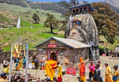 द्वितीय केदार श्री मदमहेश्वर मंदिर के कपाट श्रद्धा एवं वैदिक विधि-विधान से खुले, बीकेटीसी अध्यक्ष हेमंत द्विवेदी ने श्रद्धालुओं को दी शुभकामनाएं