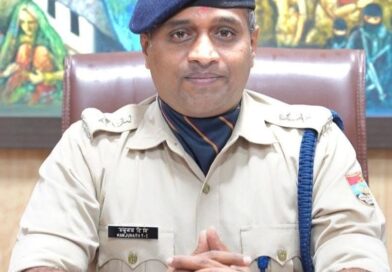 कैंची धाम ड्यूटी में शराब और अभद्रता पर SSP का बड़ा एक्शन, दोनों पुलिस कर्मियों पर बड़ी कार्रवाई