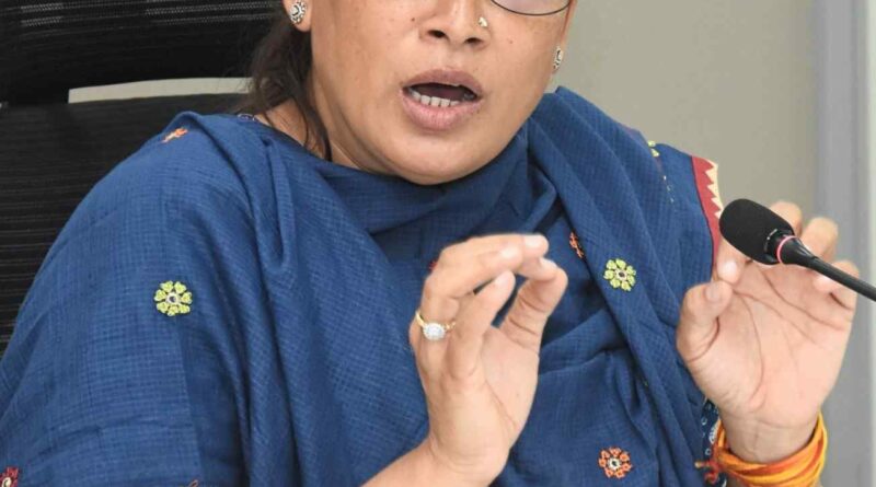 खेल मंत्री रेखा आर्या ने अगस्त माह तक आउट ऑफ टर्न जॉब की विज्ञप्ति जारी करने के अधिकारियों को दिए निर्देश 