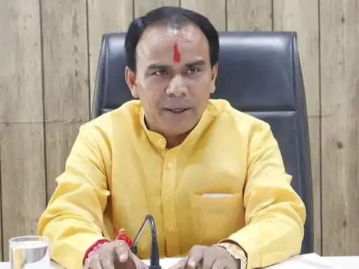 उत्तराखंड के 20 हजार शिक्षकों को राहत , शिक्षा मंत्री डॉ. धन सिंह रावत बोले- सेवारत शिक्षकों के लिए TET अनिवार्यता का जल्द निकलेगा समाधान