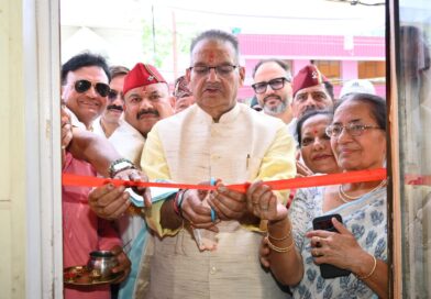 कैबिनेट मंत्री गणेश जोशी ने सैनिक कल्याण परिषद के उपाध्यक्ष शमशेर सिंह बिष्ट के कार्यालय का किया शुभारंभ