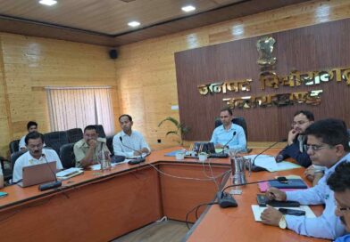 नीट परीक्षा-2026 के सफल आयोजन हेतु जिलाधिकारी आशीष कुमार भटगाई ने ली तैयारियों की समीक्षा बैठक, अधिकारियों को दिए आवश्यक दिशा-निर्देश 