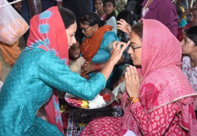 सुप्रसिद्ध ‘गुरु गोरखनाथ मन्दिर’ के बैशी कार्यक्रम में शामिल हुई कैबिनेट मंत्री रेखा आर्या, प्रदेशवासियों की सुख-समृद्धि की करी कामना 