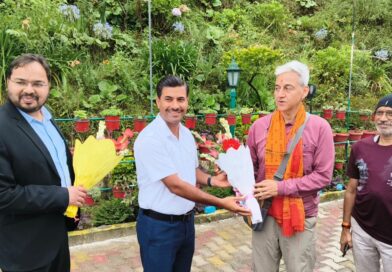 कैलाश मानसरोवर यात्रा-2026 के द्वितीय दल का मुख्य विकास अधिकारी डॉ. दीपक सैनी ने किया स्वागत, सुरक्षित एवं मंगलमय यात्रा की दीं शुभकामनाएं 