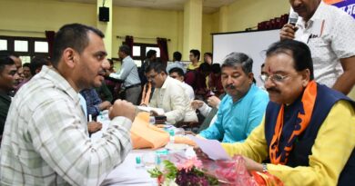 मुख्यमंत्री धामी के नेतृत्व में ‘जन-जन की सरकार, जन-जन के द्वार’ अभियान बना सुशासन का प्रभावी माध्यम, 2,366 से अधिक नागरिक हुए लाभान्वित, शासन पहुंचा गांव-गांव