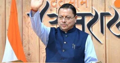 मुख्यमंत्री धामी ने 180 नेचर गाइडों को रोजगार पंजीकरण प्रमाण-पत्र मिलने पर दी बधाई, बोले- नेचर गाइड उत्तराखंड के जंगलों, वन्यजीवों और संस्कृति के ब्रांड एम्बेसडर