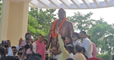 मुख्यमंत्री धामी ने शहीद ऊधम सिंह की प्रतिमा का किया अनावरण, पार्किंग एवं आधारभूत विकास परियोजनाओं की दी सौगात