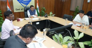 मुख्य सचिव आनन्द बर्द्धन ने ली राज्य स्तरीय स्वीकृति एवं निगरानी समिति की बैठक, प्रधानमंत्री आवास योजना 1.0 के प्रोजेक्ट निर्धारित समय-सीमा में पूर्ण करने के दिए निर्देश 