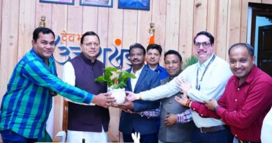 मुख्यमंत्री धामी से छत्तीसगढ़ से आए पत्रकारों के प्रतिनिधिमंडल ने की शिष्टाचार भेंट, प्रतिनिधिमंडल ने मुख्यमंत्री का  किया आभार व्यक्त 