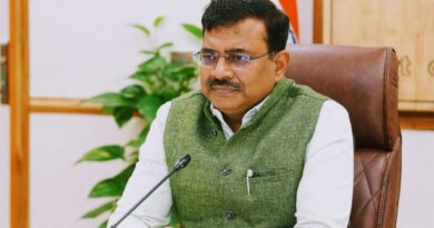 मुख्य सचिव आनन्द बर्द्धन ने वाह्य सहायतित परियोजनाओं की प्रगति की करी समीक्षा, परियोजनाओं के संबंध में विस्तार से ली जानकारी