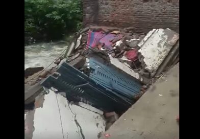 देहरादून में तेज बारिश से बड़ा हादसा, करगी ग्रांट में दो दुकानें और एक मकान ढहा, लोगों में दहशत