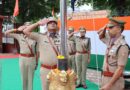 80 वें स्वतंत्रता दिवस के अवसर पर एसएसपी देहरादून प्रमेंद्र डोबाल ने पुलिस लाइन में किया ध्वजारोहण, अमर शहीदों को याद कर किया नमन