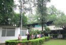 स्वतंत्रता दिवस पर जिलाधिकारी डॉ0 आशीष चौहान ने कलेक्ट्रेट परिसर में किया ध्वजारोहण, बोले स्वतंत्रता हमें बहुत बड़ी कुर्बानियों के बाद मिली है, इसकी रक्षा करना हम सभी की जिम्मेदारी