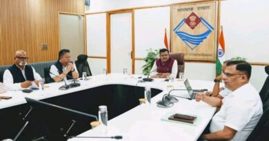 उत्तराखंड में अब हर महीने होगी समन्वय बैठक, मुख्य सचिव आनन्द बर्द्धन ने जिलों की समस्याओं का मौके पर ही समाधान कराने के दिए निर्देश
