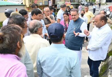 कैबिनेट मंत्री गणेश जोशी ने चिड़ोंवाली में क्षतिग्रस्त पुल का किया निरीक्षण 