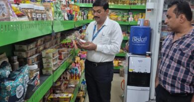 हरिद्वार में खाद्य सुरक्षा विभाग की बड़ी कार्रवाई, जेप्टो समेत कई स्टोरों पर छापा