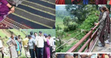 कैबिनेट मंत्री रेखा आर्या पहुंची वड्यूडा गांव, भूस्खलन से प्रभावित क्षेत्रों का स्थलीय निरीक्षण, प्रभावित परिवारों को वितरित की राहत सामग्री
