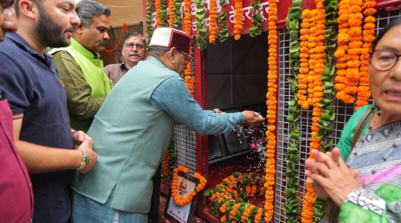 कैबिनेट मंत्री खजान दास ने मसूरी गोलीकांड के अमर शहीदों को दी श्रद्धांजली