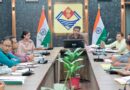 दैवीय आपदा से क्षतिग्रस्त परिसंपत्तियों के पुनर्निर्माण में लाएं तेजी , गुणवत्ता से न हो समझौता- जिलाधिकारी डॉ. आशीष चौहान