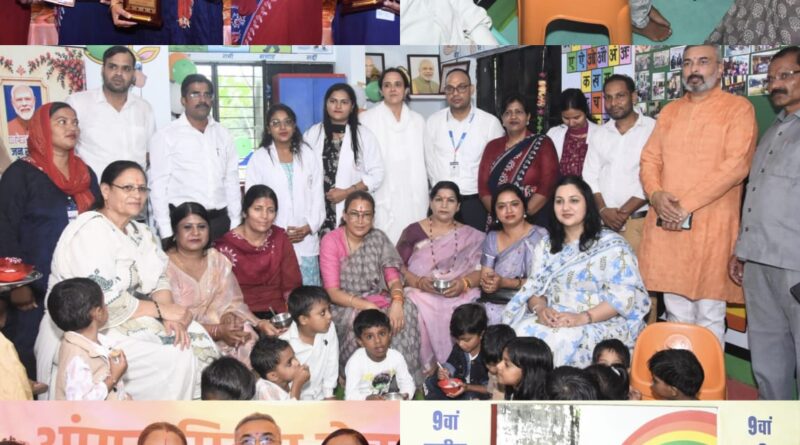 महिला सशक्तिकरण एवं बाल विकास मंत्री रेखा आर्या ने ‘आंगन मिलन सेवा’ कार्यक्रम में 202 लाभार्थियों को वितरित की महालक्ष्मी, तेजस्विनी, रोजगार एवं पोषण किट