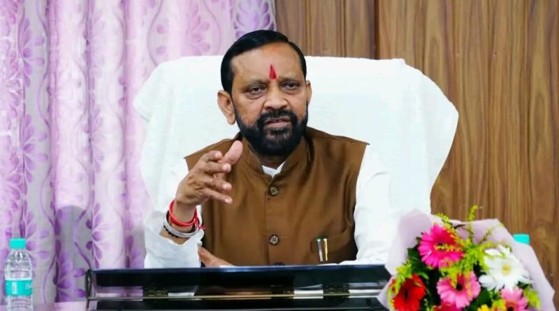 मैनहोल अब ‘मशीन होल’ के रूप में होंगे विकसित , राष्ट्रीय सफाई कर्मचारी आयोग अध्यक्ष भगवत प्रसाद मकवाना ने दिए निर्देश, मैनुअल सीवर सफाई पर लगेगी रोक