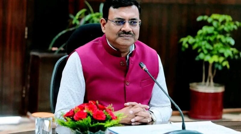 उत्तराखंड में योजनाओं की जमीनी हकीकत पर फोकस, मुख्य सचिव आनन्द बर्द्धन ने की 25 बिंदु कार्यक्रम की समीक्षा 