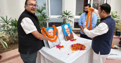 यूएसडीएमए में श्रद्धाभाव से मनाई गई राष्ट्रपिता महात्मा गांधी और लाल बहादुर शास्त्री की जयंती, सत्य, अहिंसा, सादगी और कर्तव्यनिष्ठा के आदर्शों को आत्मसात करने का किया आह्वान 